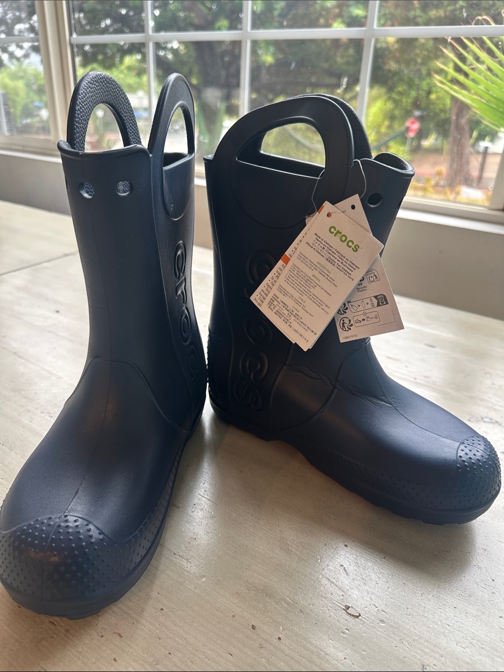 Crocs Kids Handle It Rain Boots, Size: J6 (Youth, NWT)